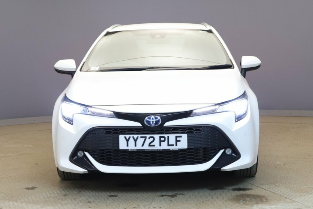 Toyota Corolla 1.8L Icon Tech White #3