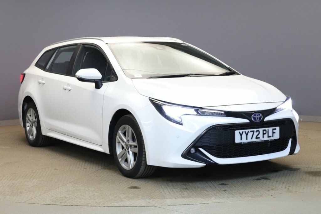 Toyota Corolla 1.8L Icon Tech White