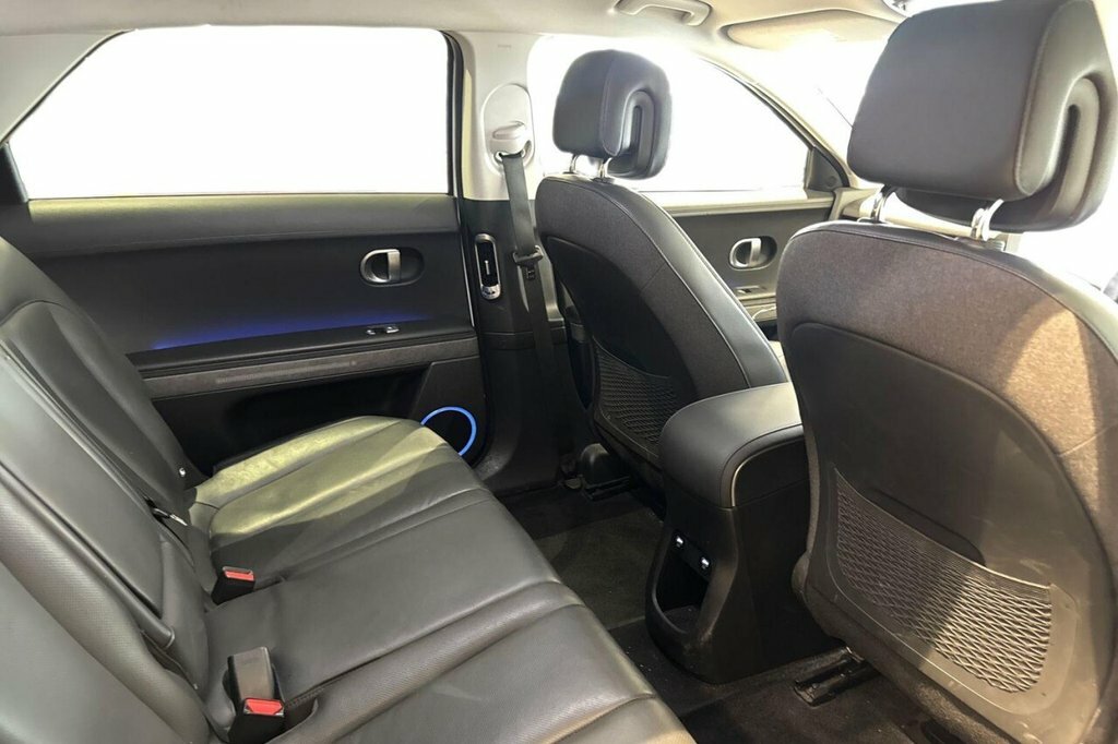 Hyundai Ioniq 5 Hatchback White #4