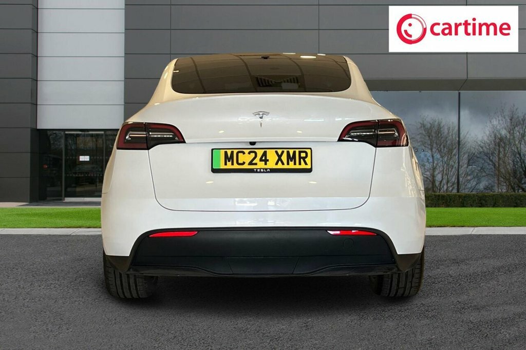 Tesla Model Y Suv MC24XMR White #5