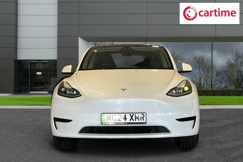 Tesla Model Y Suv MC24XMR White #4