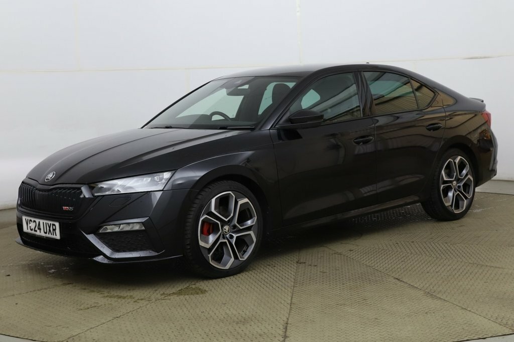 Skoda Octavia 2L Vrs Black #3