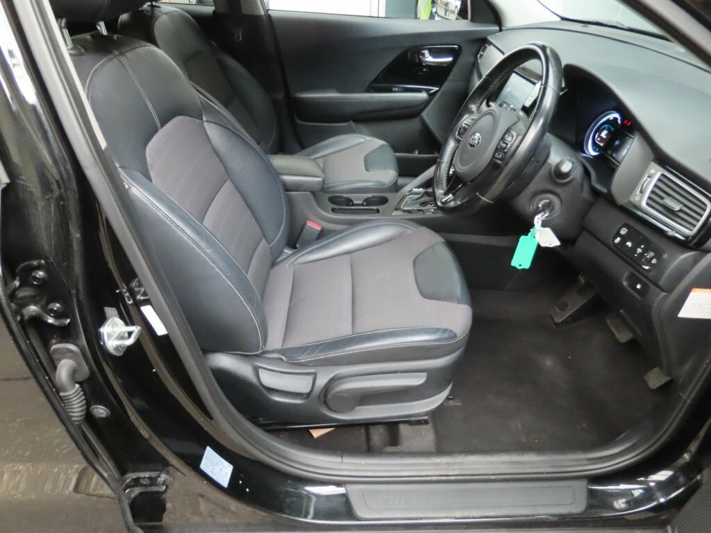 Kia Niro 1L 2 Black #5