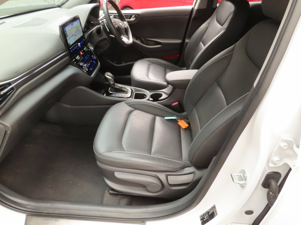 Hyundai Ioniq 1L Premium Se White #6