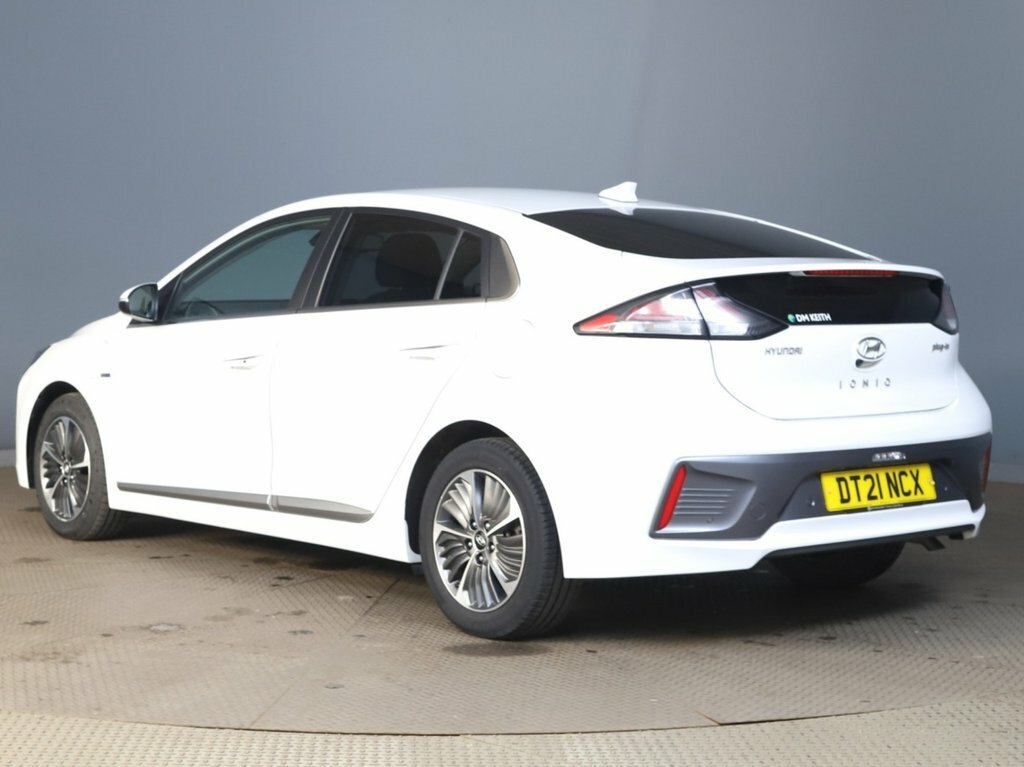 Hyundai Ioniq 1L Premium Se White #4