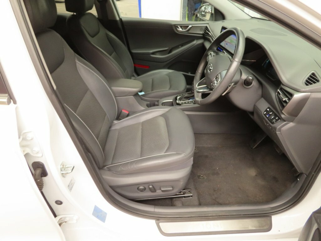 Hyundai Ioniq Ioniq Premium Bev Red #7