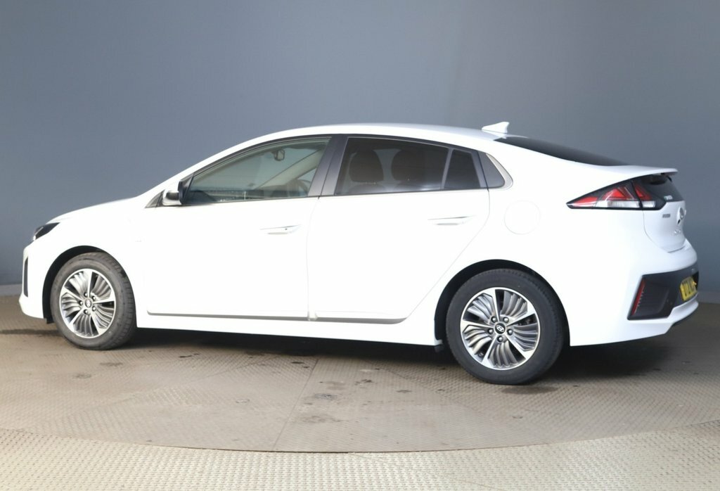 Hyundai Ioniq 1L Premium Se White #5