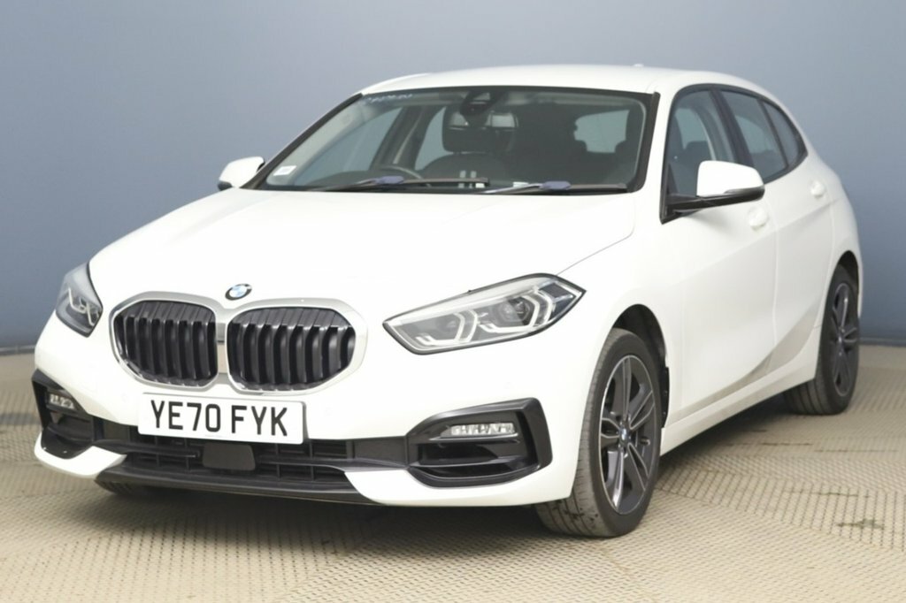 BMW 1 Series 1.5L Sport White #2