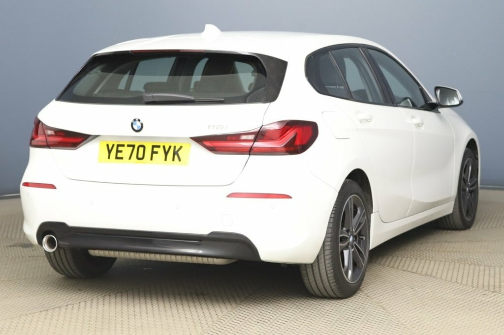 BMW 1 Series 1.5L Sport White #4