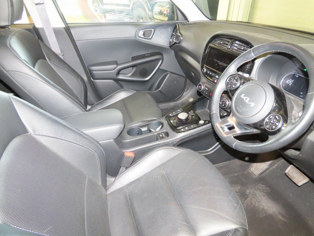 Kia Soul Soul 64Kwh Maxx Suv 201 Bhp Black #7