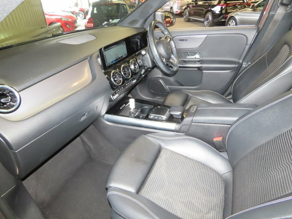 Mercedes-Benz GLA Class 1.3 Gla180 Amg Line Suv 7G-dct Euro 6 Grey #8