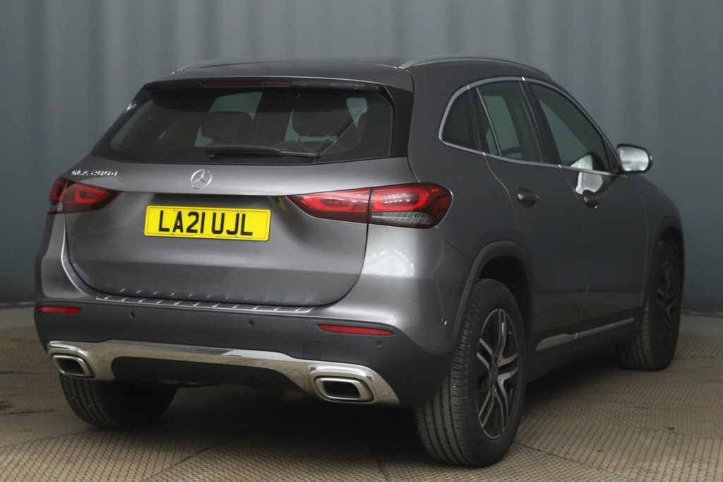 Mercedes-Benz GLA Class 2L Sport Grey #4