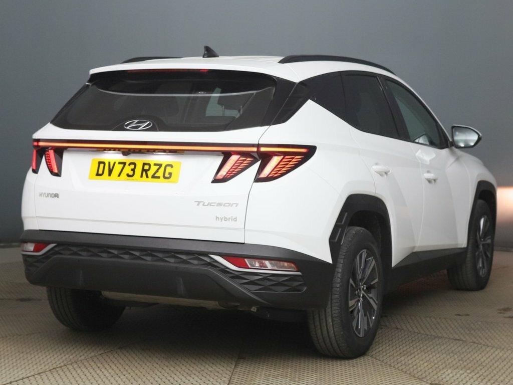 Hyundai Tucson 1.6L Se Connect White #4