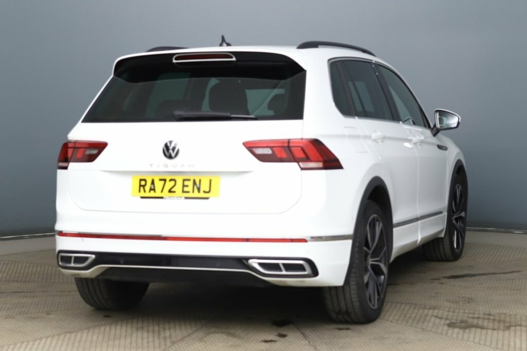Volkswagen Tiguan 1.5L R-line White #4