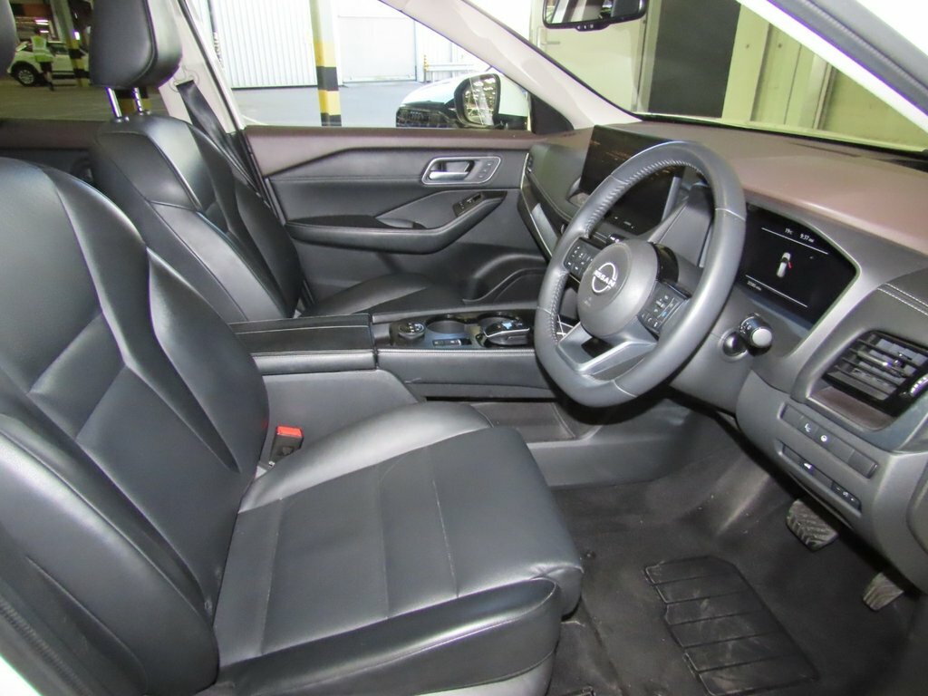 Nissan X-Trail 1.5 204 E-power 2Wd Tekna With 5 Seats And Bo Silver #7