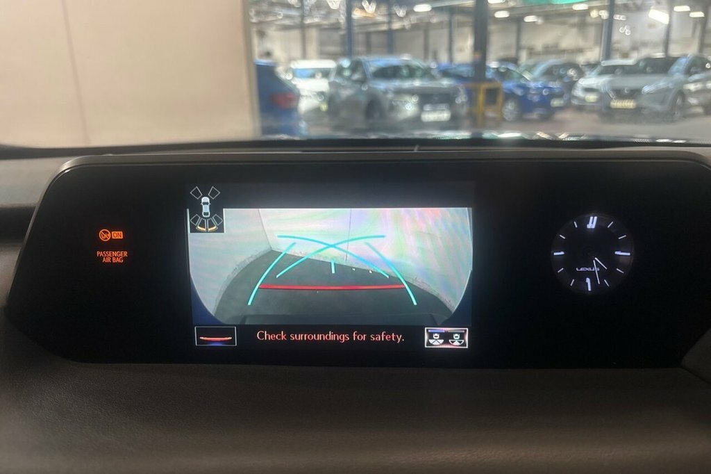 Lexus UX 250H 2.0 F-sport Cvt Takumi Pack Blue #15