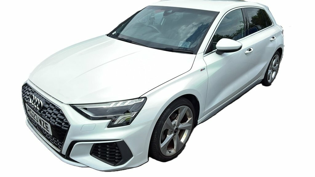 Audi A3 1L S Line White #2