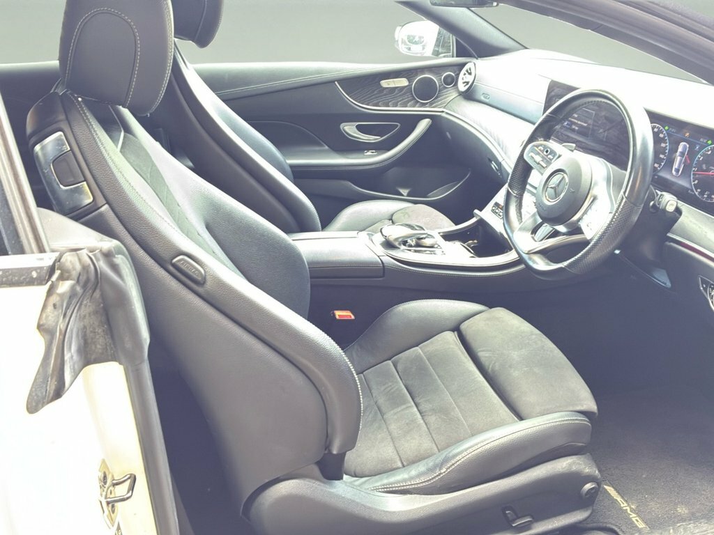 Mercedes-Benz E Class 2L Amg Line White #5