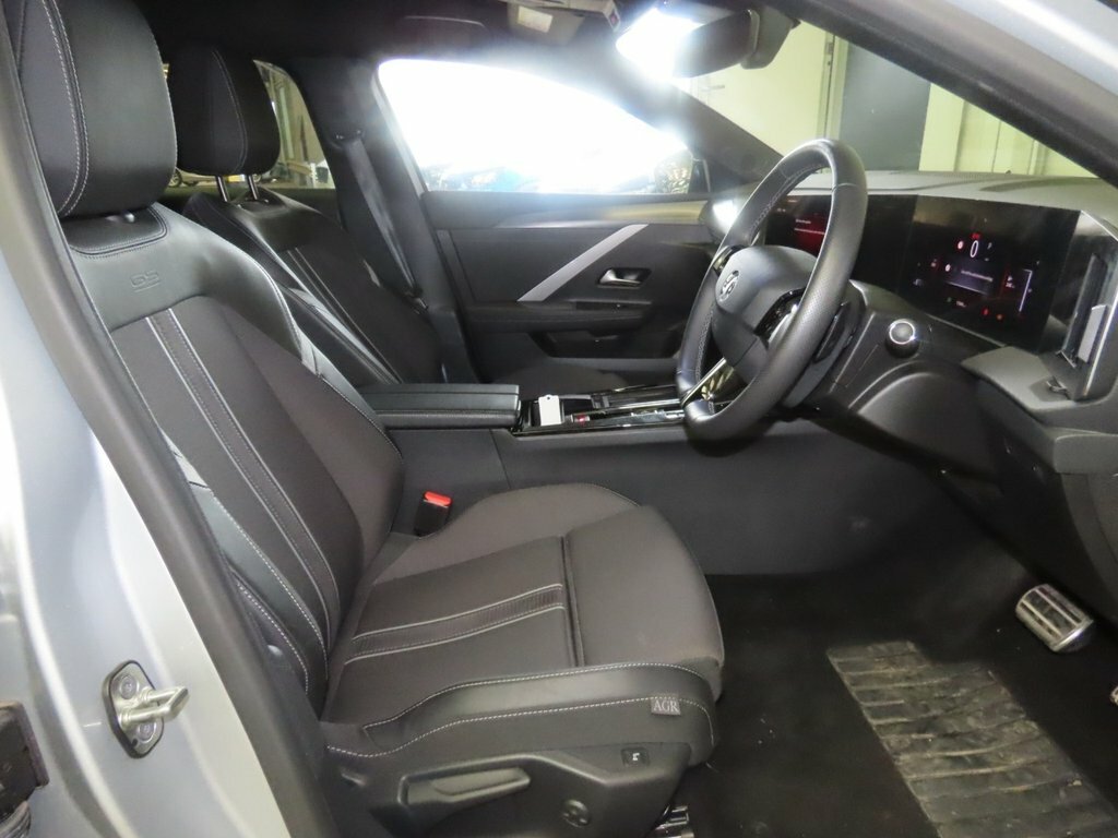 Vauxhall Astra 1.2L Gs Silver #6