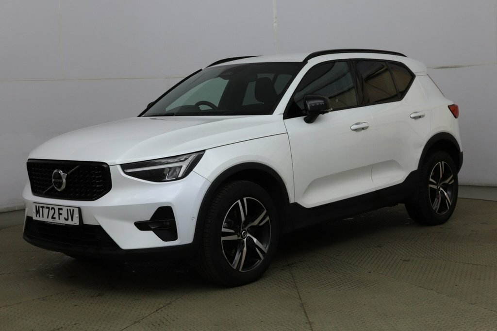 Volvo XC40 2L Plus Dark White #3
