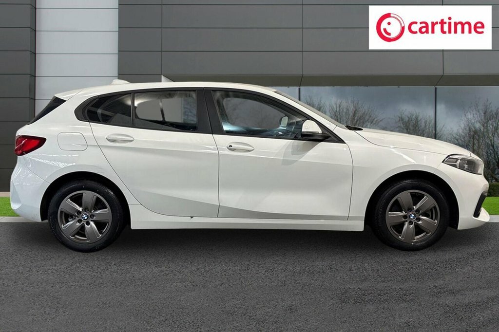 BMW 1 Series 1.5L Se White #2
