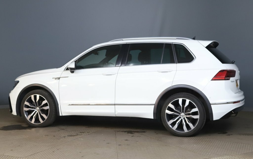 Volkswagen Tiguan 2L R-line Tech BD69OGM White #5