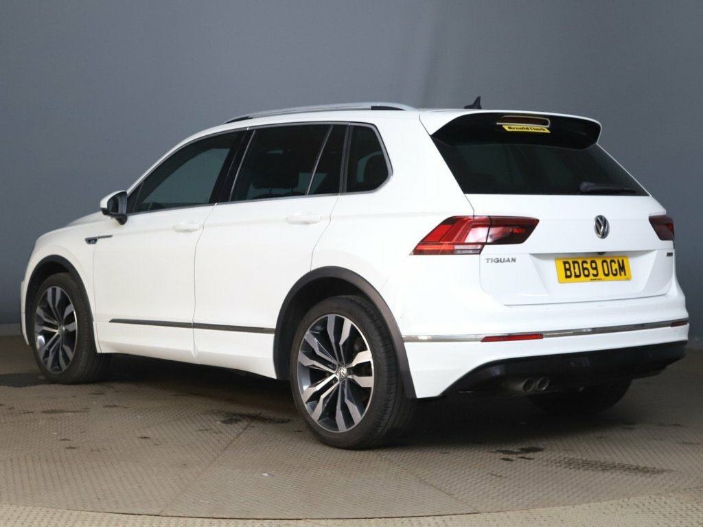 Volkswagen Tiguan 2L R-line Tech BD69OGM White #4