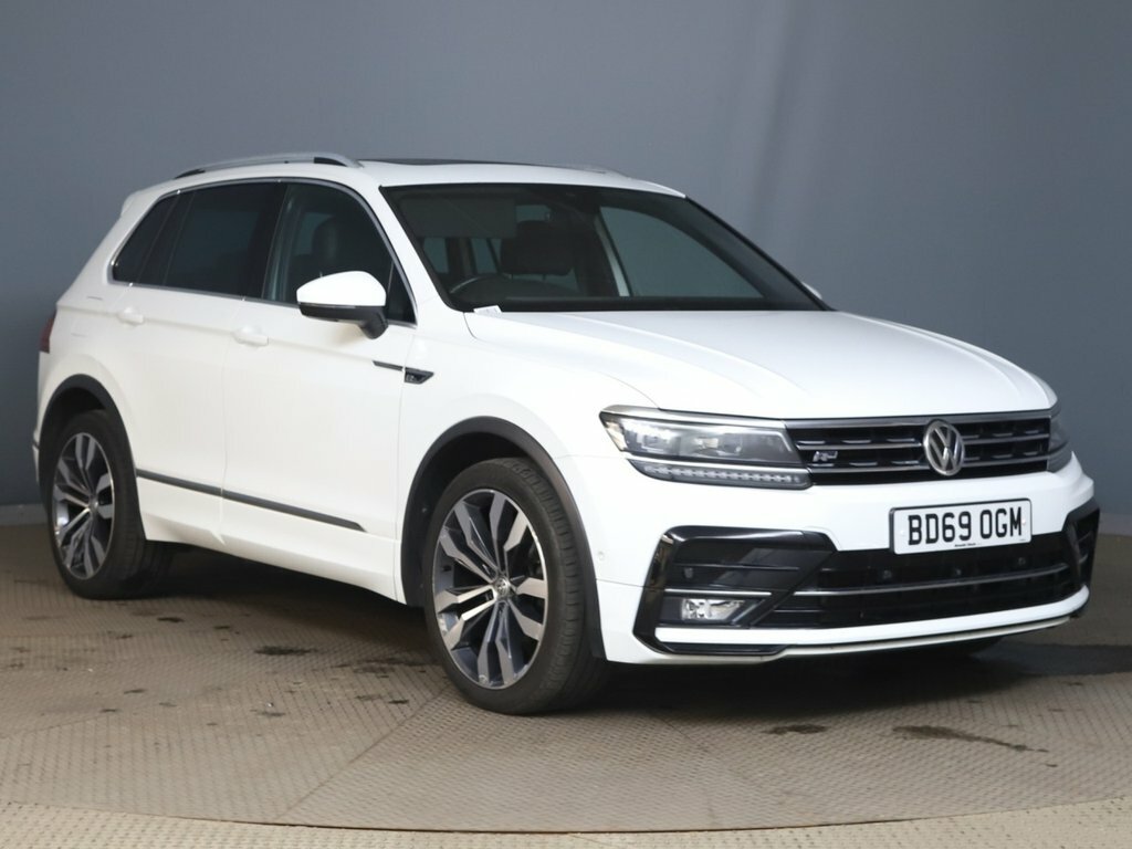 Volkswagen Tiguan 2L R-line Tech White