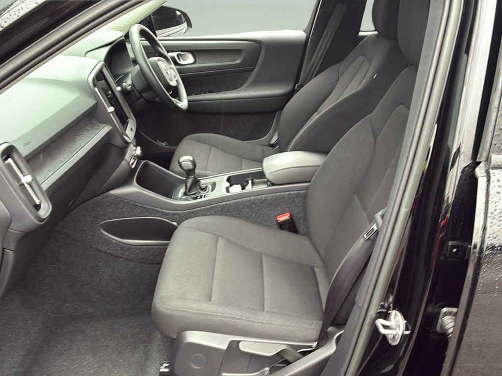 Volvo XC40 1.5L Start Black #6