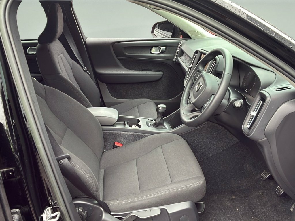 Volvo XC40 1.5L Start Black #5