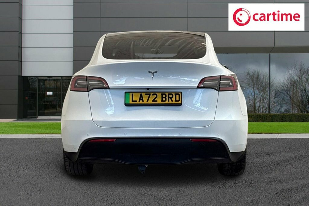 Tesla Model Y Suv LA72BRD White #5