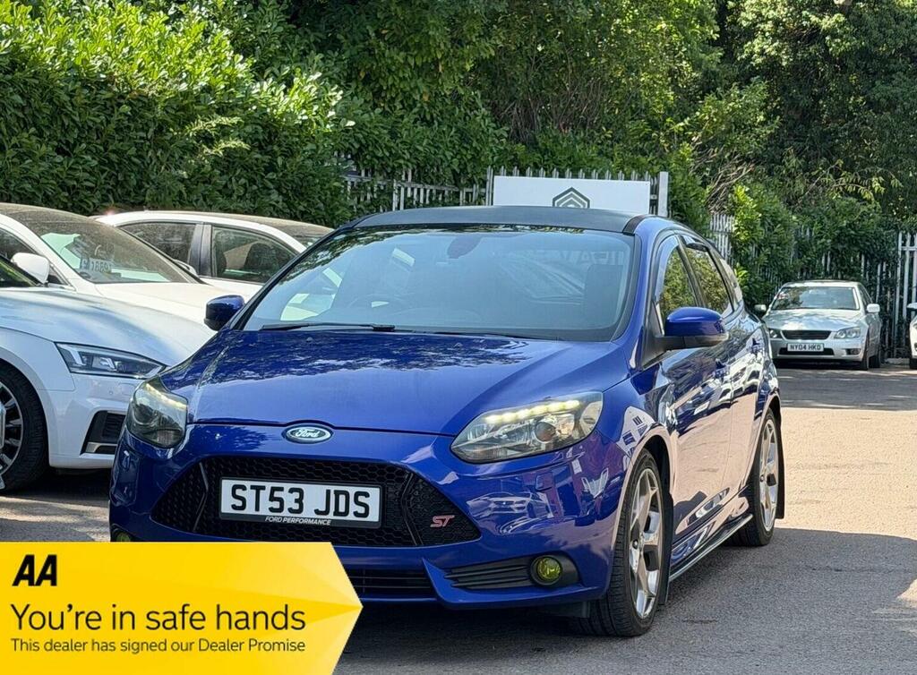 Ford Focus Hatchback 2.0T Ecoboost St-3 Euro 5 Ss 201 Blue