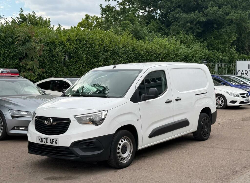 Vauxhall Combo 1.5 Turbo D 2300 Edition L2 H1 Euro 6 Ss White #3