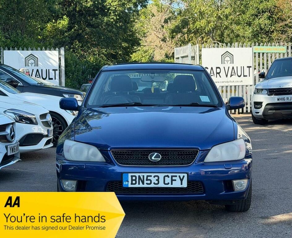 Lexus IS 2.0 200 Se Blue #3