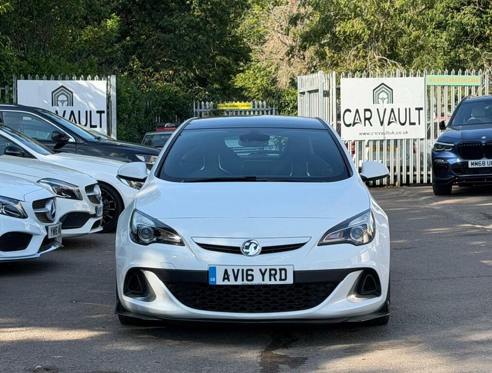 Vauxhall Astra GTC 2.0T Vxr Euro 6 Ss White #2