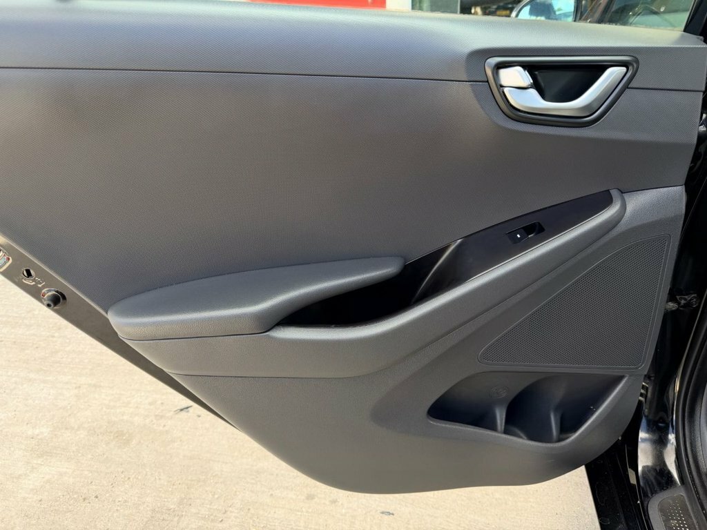 Hyundai Ioniq Hatchback Blue #16