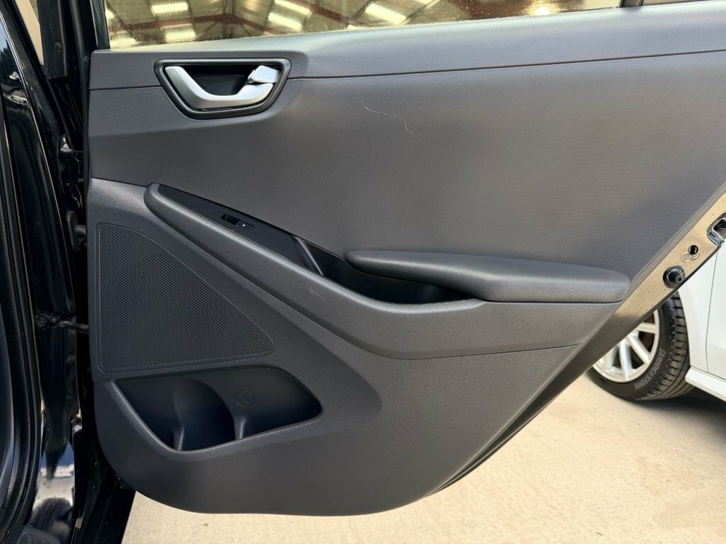 Hyundai Ioniq Hatchback Blue #17