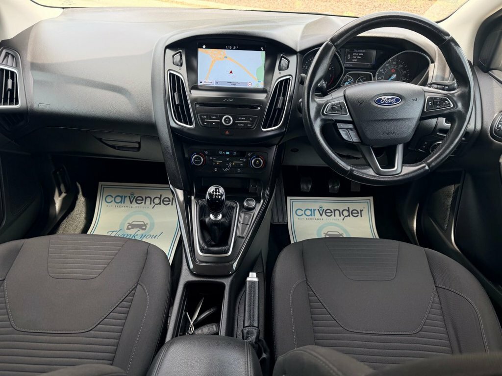 Ford Focus 1L Titanium BG17WWC Black #3