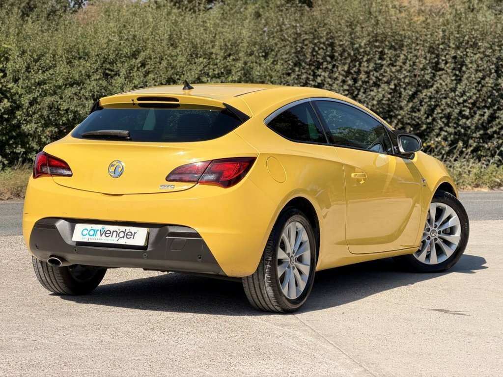 Vauxhall Astra GTC 1.4L Sri Yellow #3