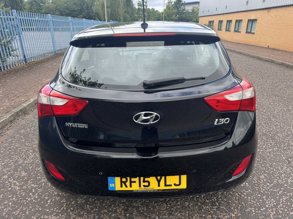 Hyundai I30 1.6 Crdi Blue Drive Se Nav Black #5