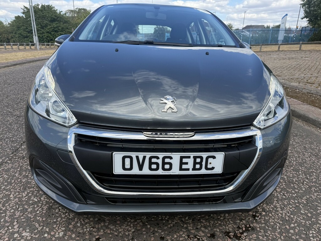 Peugeot 208 1.2 Puretech Active Grey