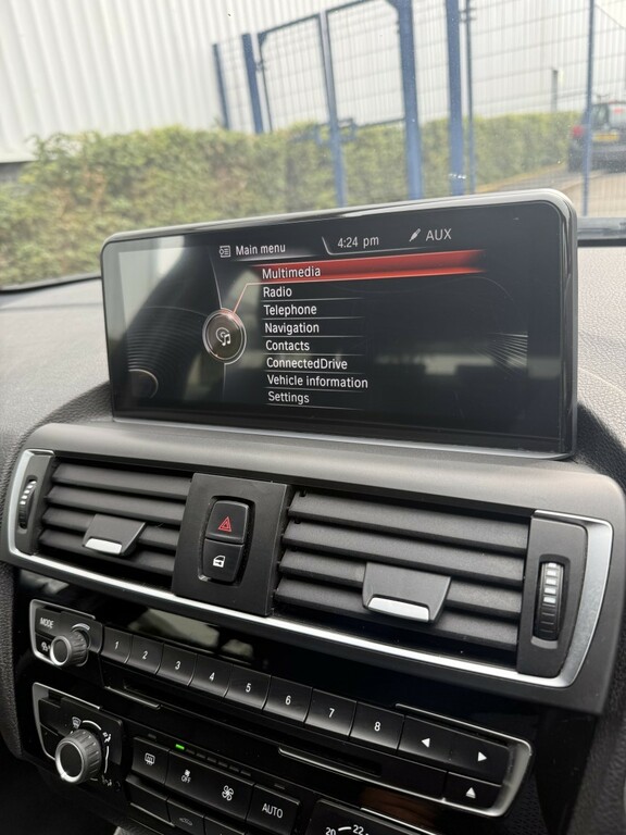 BMW 1 Series 118I 1.5 Se Nav Red #23