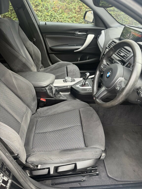 BMW 1 Series 118I 1.5 Se Nav Red #19