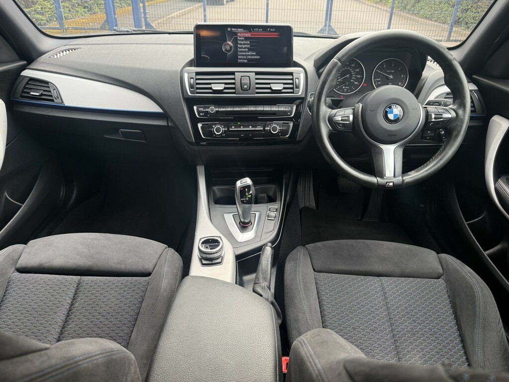 BMW 1 Series 118I 1.5 Se Nav Red #18