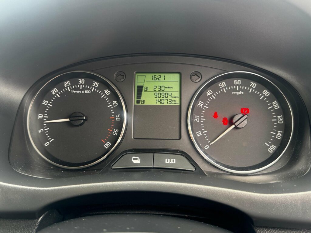 Skoda Fabia 1.2 Tsi Se Euro 5 Silver #26