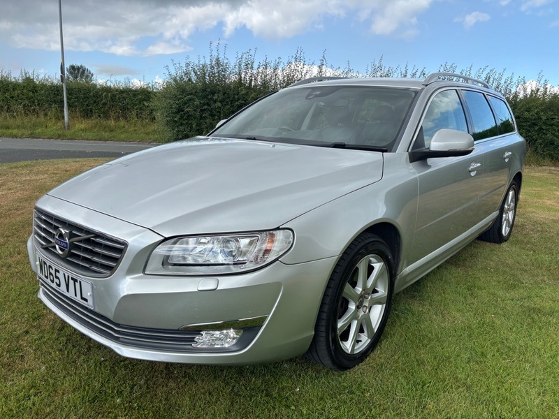 Volvo V70 D4 Se Lux Silver #2