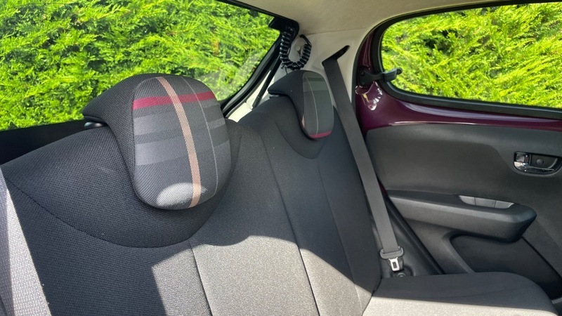Peugeot 108 1.2 Vti Feline Red #22