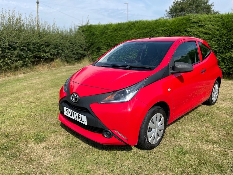 Toyota Aygo Vvt-i X Red #5