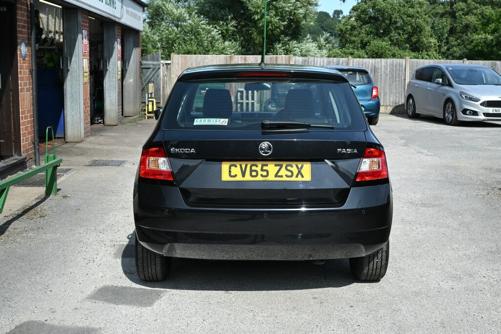 Skoda Fabia 1.2 Tsi 90 Se Black #5