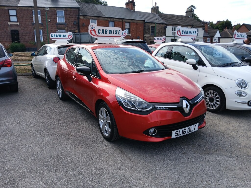 Renault Clio 1.2 16V Dynamique Nav Red